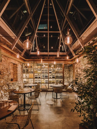 Interno del ristorante Étoile